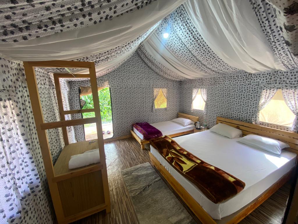 Read more about the article Fantastic Rooms at River Tiger Resort, Chakrata: A Perfect Blend of Nature and Luxury